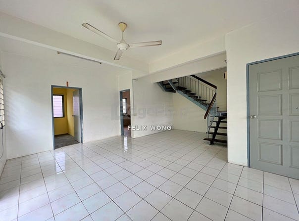 Jalan Kajang Perdana, Kajang, Selangor 43000