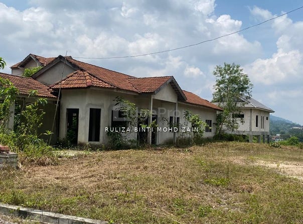 Jalan Sungai Tekali, Hulu Langat, Selangor 43100