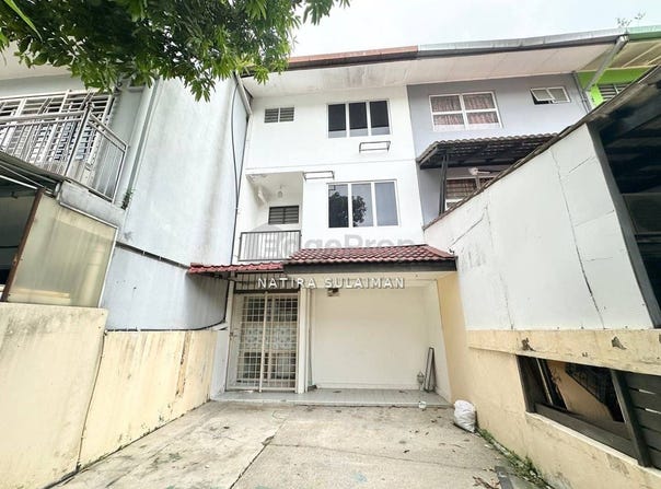 Jalan Dagang 1/7, Ampang, Selangor 68000