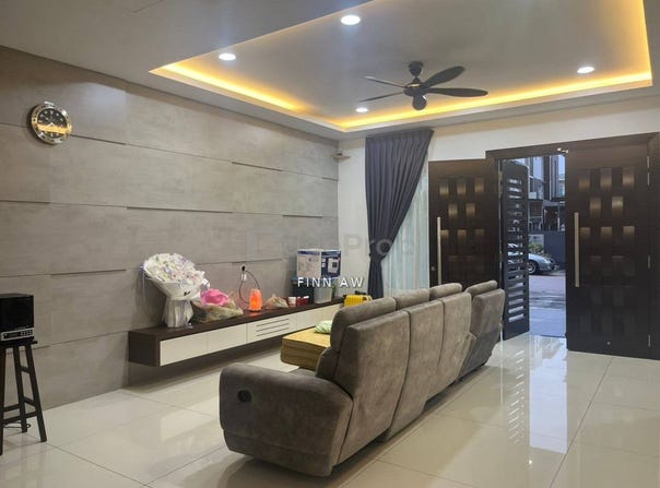 Jalan Sentral, Iskandar Puteri, Johor 79100