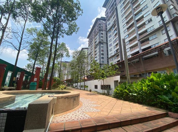 Jalan PJU 8/1, Damansara Perdana, Selangor 47820