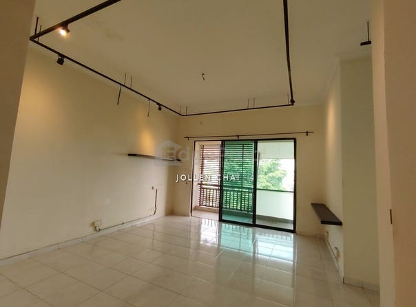 Persiaran Suarasa 3, Tun Hussein Onn, Cheras, Selangor 43200