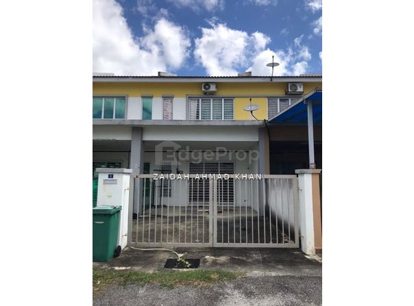 Jalan Parklands, Semenyih, Selangor 43700