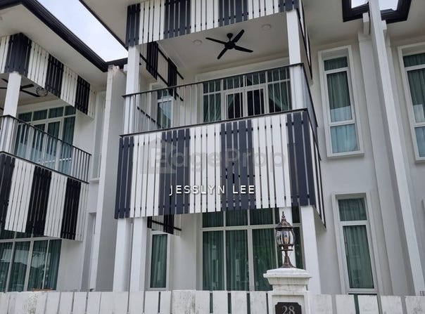 Semenyih, Selangor 43700