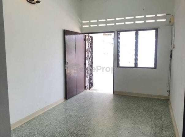 Off Jalan Padang Tembak, Kajang, Selangor 43200