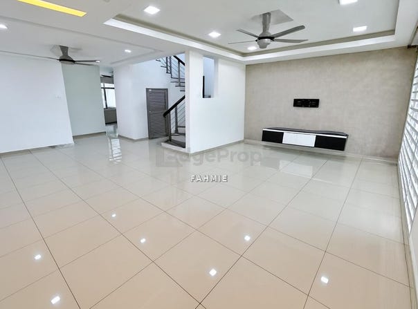 Sg Jerlok, Kajang, Selangor 43000