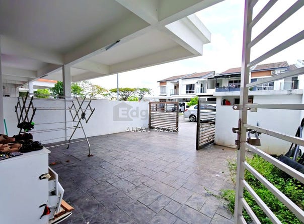 Jalan Ruby, Kampung Selangor Dredging, Dengkil, Selangor 43800