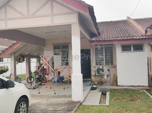 Jalan Pinggiran Putra, Kajang, Selangor 43800