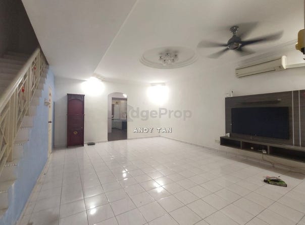 Jalan Bukit Indah, Bukit Indah, Johor 81200