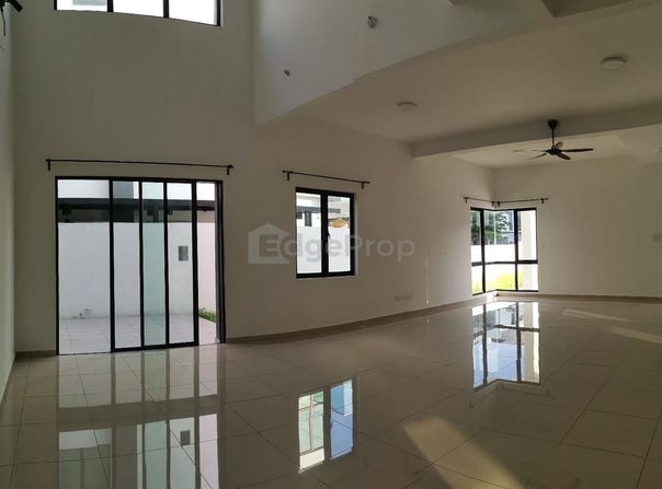 Jalan Villa Perdana, Kajang, Selangor 43300