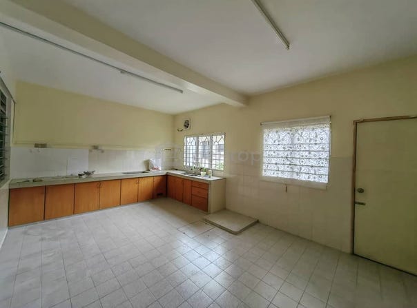 Seri Kembangan, Selangor 43300