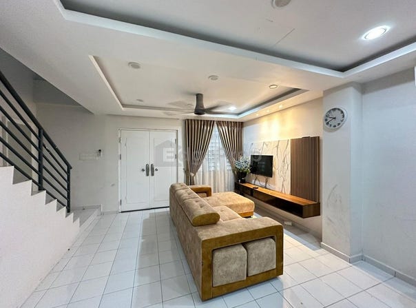Jalan Sentral, Iskandar Puteri, Johor 81200