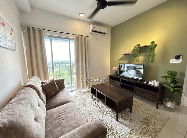 Persiaran Warisan, Sepang, Selangor 43900