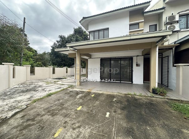 Jalan DC 1, Sungai Buloh, Selangor 47000