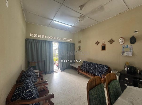 Jalan Usaha Ehsan, Taman Ehsan, Kepong, Selangor 52100
