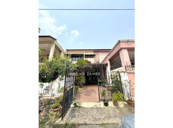 Jalan Cempaka, Ampang, Selangor 55100