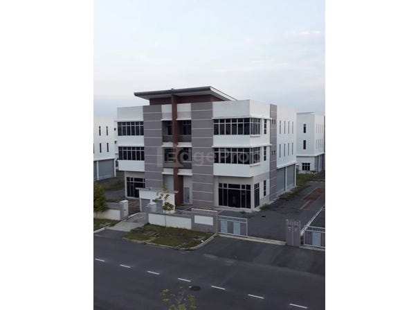 Jalan SILC, Gelang Patah, Johor 81550
