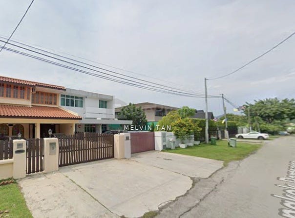 Lengkok Pemancar, Gelugor, Penang