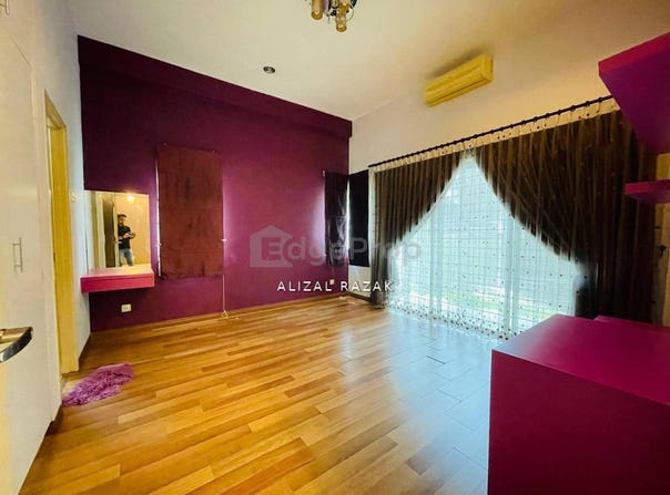 Taman Bukit Serdang Seksyen 2, Seri Kembangan, Selangor 43300