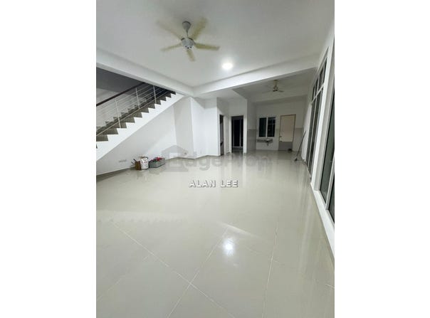 Jalan Saujana, Ampang, Selangor