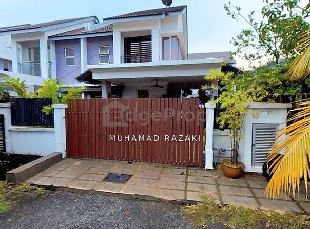 Lorong Gugusan Alam, Bandar Puncak Alam, Selangor 42300