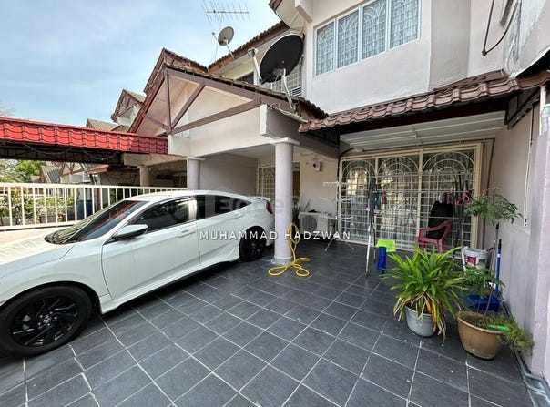 Jalan Bukit Permai, Kajang, Selangor 43000