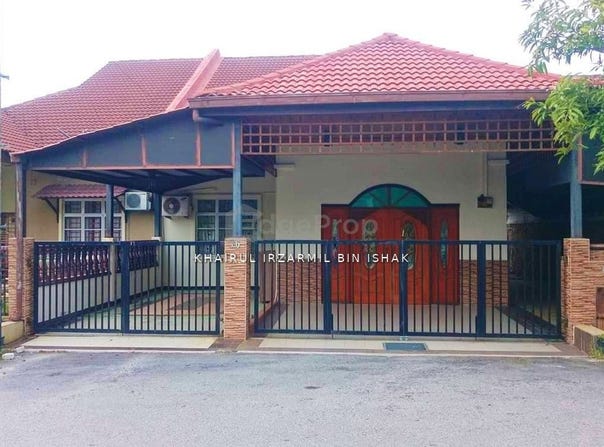 Jalan Cenderawasih, Sepang, Selangor 43900