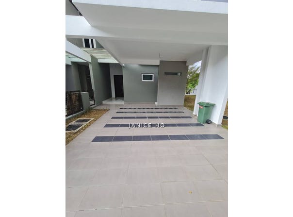Jalan Semenyih, Semenyih, Selangor 43500