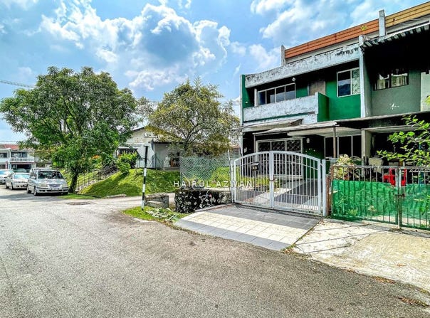 Off Jalan Teratai 1/2, Ampang, Selangor 56100
