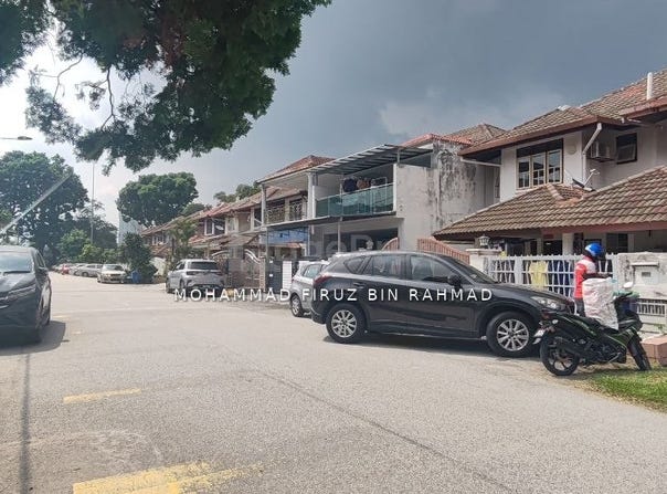 Jalan BK 2, Puchong, Selangor 47180