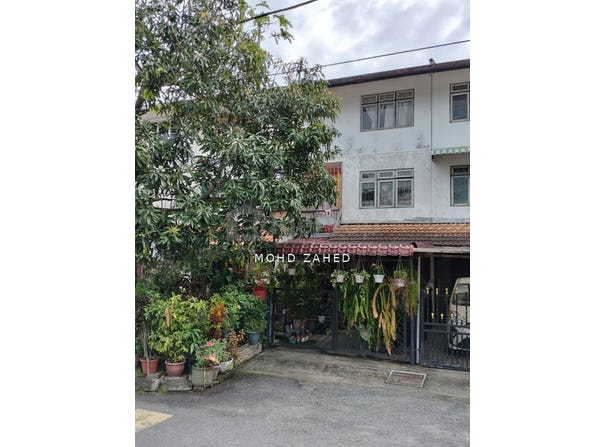 Jalan Dagang 1/7, Ampang, Selangor 68000