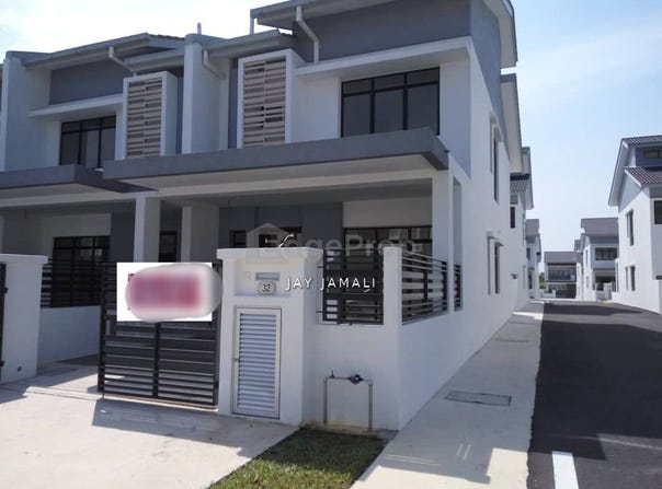 Rawang, Selangor 48020