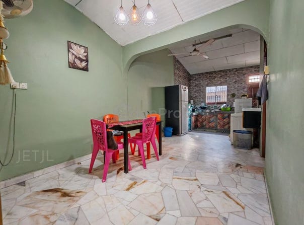 Off Jalan Pendamaran, Port Klang, Selangor 42000