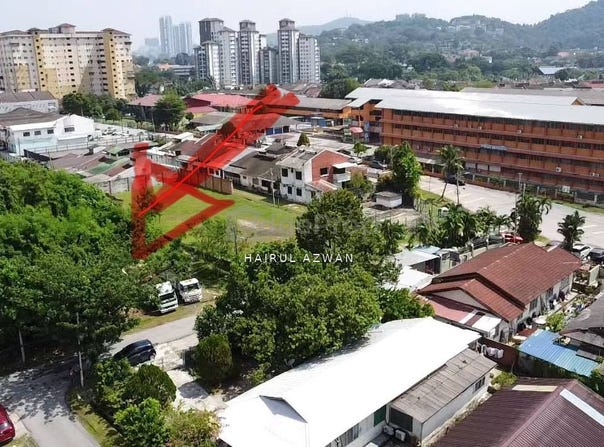 Persiaran Memanda, Ampang, Selangor 68000