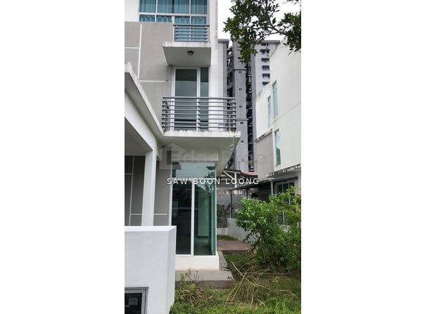 Lintang Minden 2, Gelugor, Penang 11600