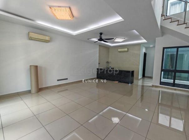 Lebuh Kota Iskandar, Iskandar Puteri, Johor 79100