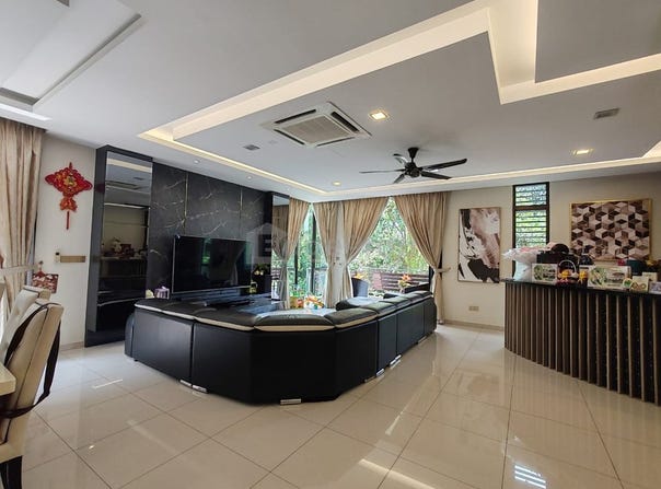 jalan pinggiran, Iskandar Puteri, Johor 79100