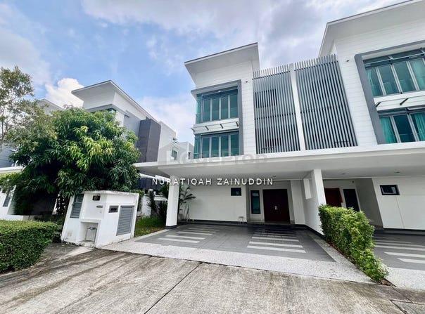 Jalan Sejati, Cyberjaya, Selangor 63000
