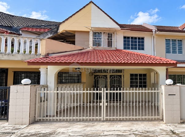 Jalan SG8 , Batu Caves, Selangor 68100