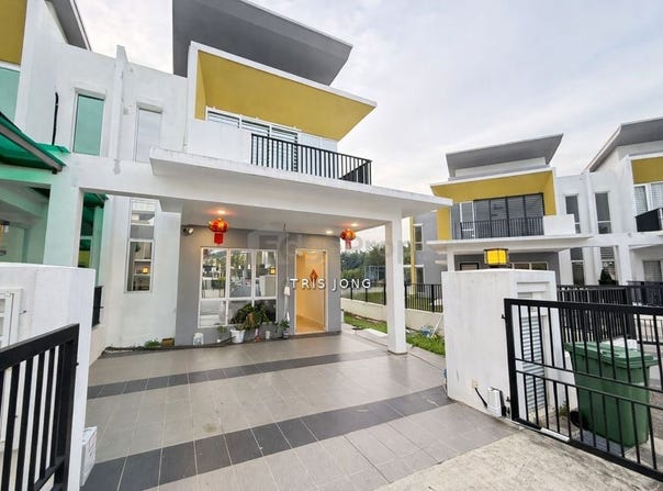Rawang, Selangor 48020