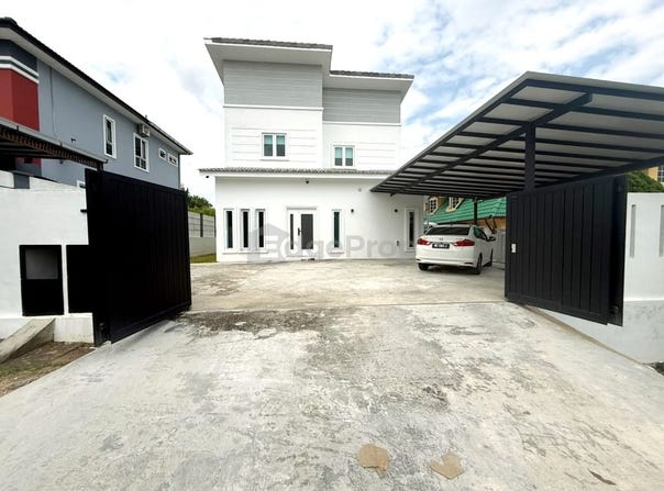 Lengkok Mekar, Bangi, Selangor 43000