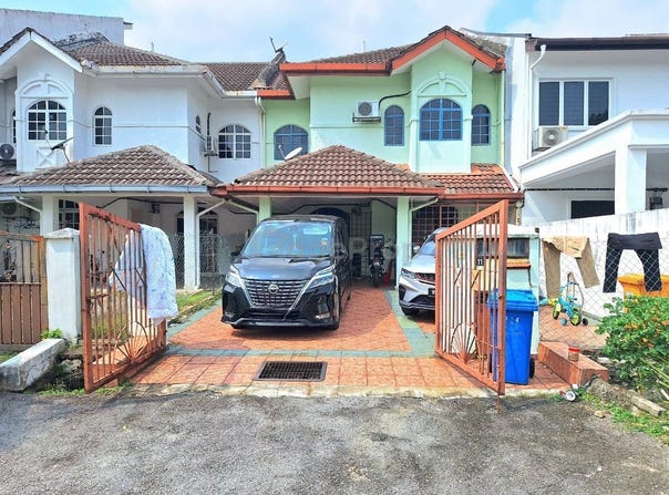 Jalan Ambar 2, Shah Alam, Selangor 40000