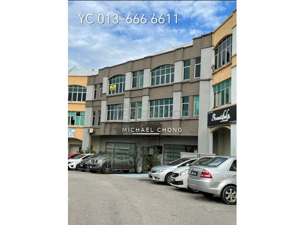 J, Shah Alam, Selangor 40150