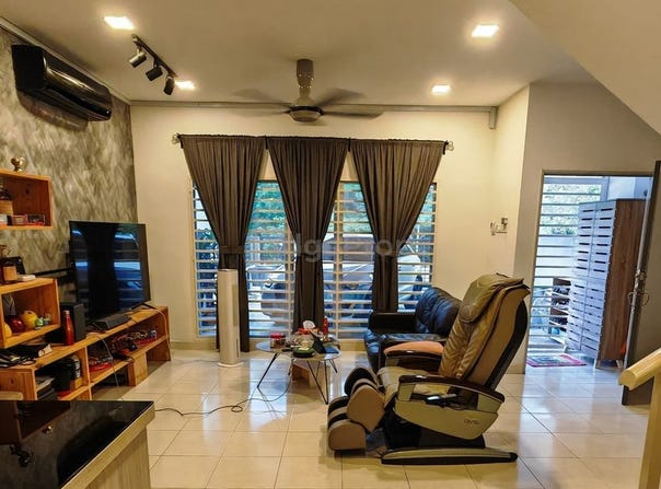 Jalan HP 1, Semenyih, Selangor 43500