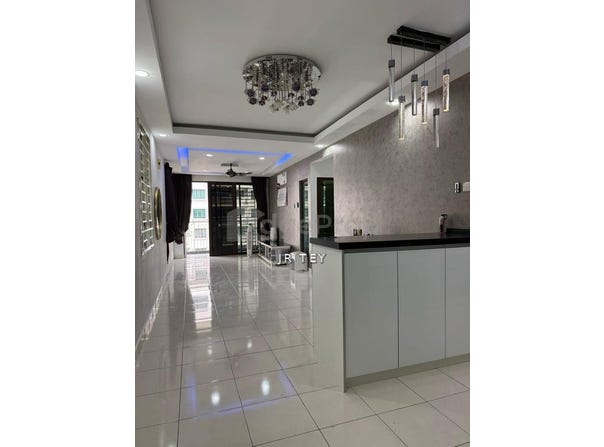 Jalan Pangsapuri Subang Andaman, Shah Alam, Selangor 40300
