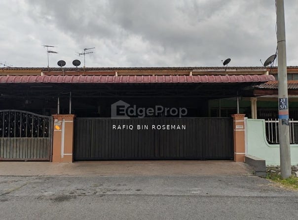 Jalan Tilapia; Jalan Seluang, Banting, Selangor 42700