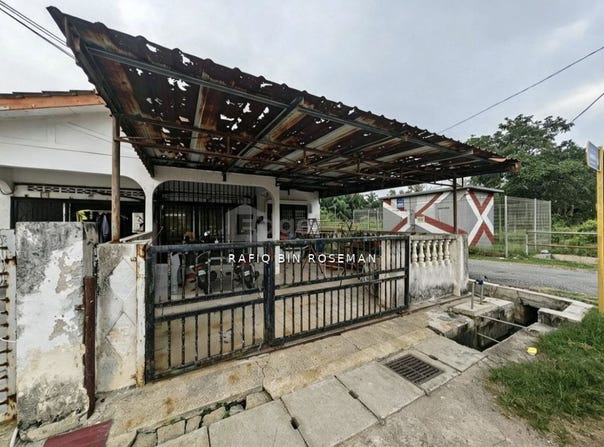 Jalan Merdeka; Jalan Bestari Jaya, Batang Berjuntai, Selangor 45600