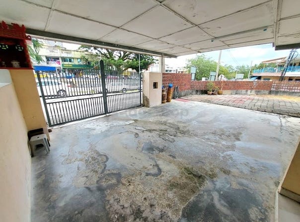 Jalan Teratai 1/2, Ampang, Selangor 56100