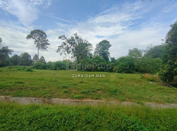 Jalan Bukit Impiana, Kajang, Selangor 43000