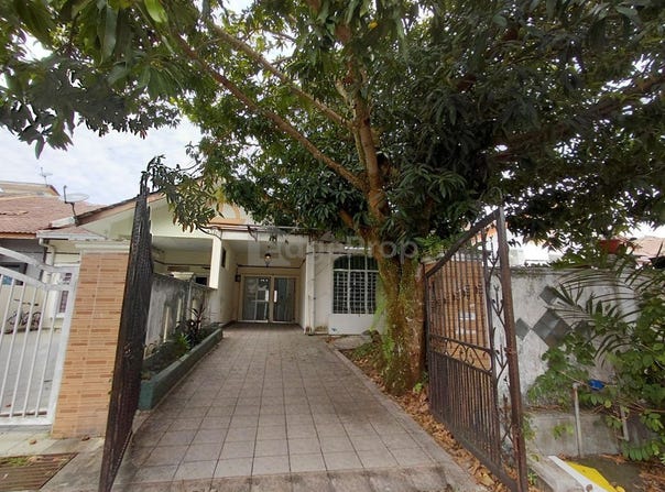 Jalan Tasik Puteri 8/4, Rawang, Selangor 48020